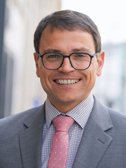 Dr. Matthias Engelhardt