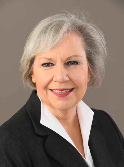 Leonora Holling